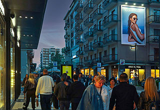 Immagine location spazio pubblicitario a Bari Acone Associati