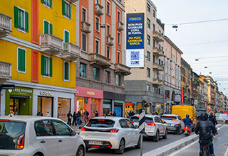Immagine location spazio pubblicitario Acone Associati Milano corso di Porta Ticinese - Darsena - Colonne di San Lorenzo_5