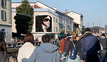 Immagine location spazio pubblicitario Acone Associati Milano piazza Cordusio - palazzo Broggi - Domination_4