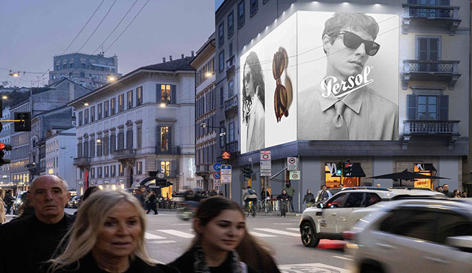 Immagine location spazio pubblicitario Acone Associati Milano piazza Cordusio - palazzo Broggi - Domination_1