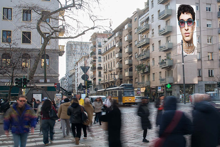 Immagine location spazio pubblicitario Acone Associati Milano piazza Cordusio - palazzo Broggi - Domination_6