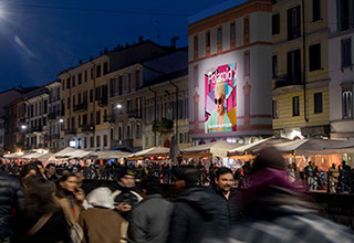 Immagine location spazio pubblicitario Acone Associati Milano corso di Porta Ticinese - Darsena - Colonne di San Lorenzo_2