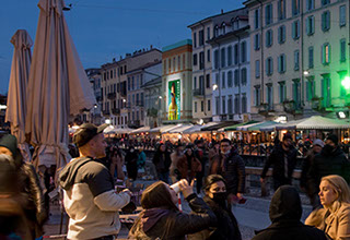 Immagine location spazio pubblicitario Acone Associati Milano corso di Porta Ticinese - Darsena - Colonne di San Lorenzo_3