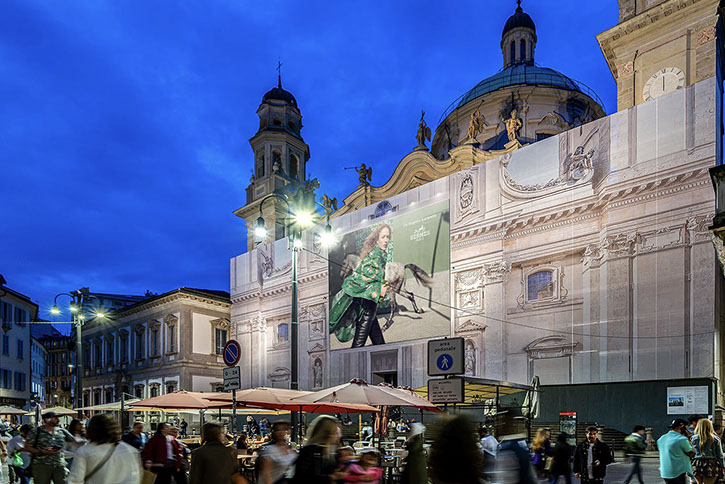 Immagine location spazio pubblicitario Acone Associati Milano corso di Porta Ticinese - Darsena - Colonne di San Lorenzo_3