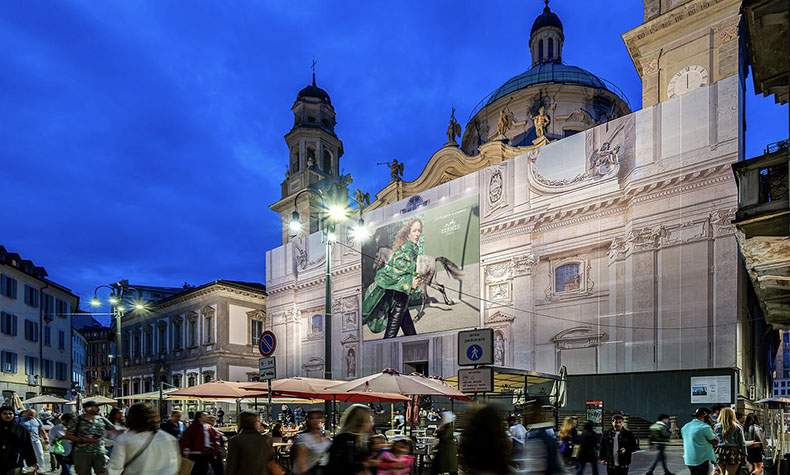 Immagine location spazio pubblicitario Acone Associati Milano corso di Porta Ticinese - Darsena - Colonne di San Lorenzo_3