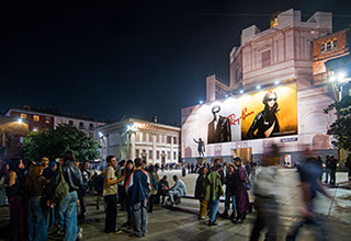 Immagine location spazio pubblicitario Acone Associati Milano corso di Porta Ticinese - Darsena - Colonne di San Lorenzo_5