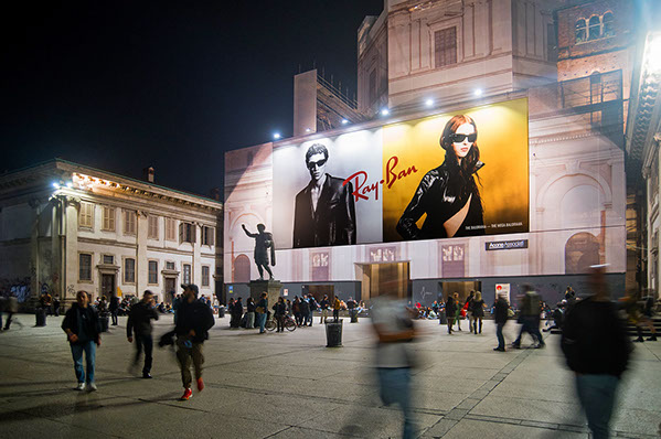 Immagine location spazio pubblicitario Acone Associati Milano corso di Porta Ticinese - Darsena - Colonne di San Lorenzo_6
