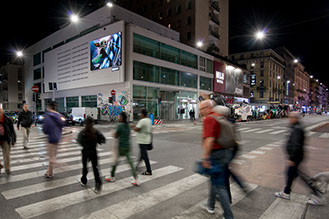 Immagine location spazio pubblicitario Acone Associati Milano piazza Cordusio - palazzo Broggi - Domination_3