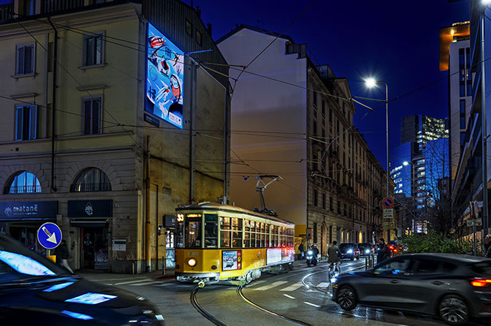 Immagine location spazio pubblicitario Acone Associati Milano corso di Porta Ticinese - Darsena - Colonne di San Lorenzo_4