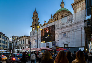 Immagine location spazio pubblicitario Acone Associati Milano corso di Porta Ticinese - Darsena - Colonne di San Lorenzo_3