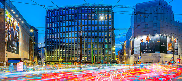 Immagine location spazio pubblicitario Acone Associati Milano piazza Cordusio - palazzo Broggi - Domination_1