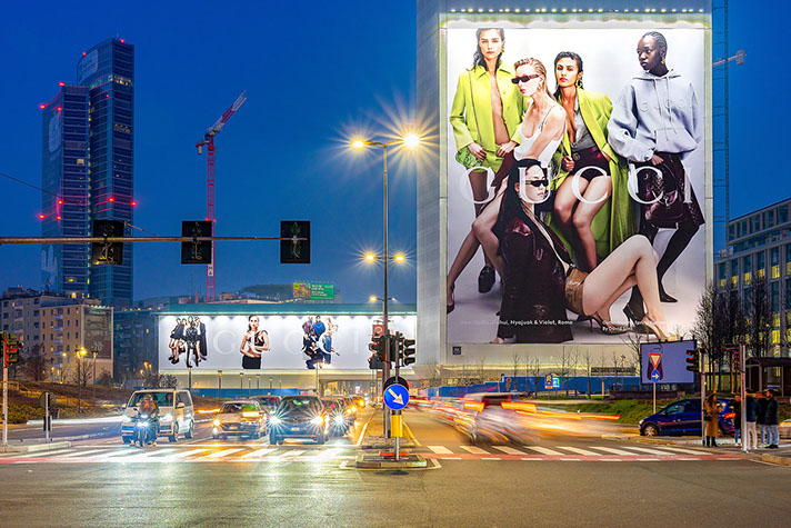 Immagine location spazio pubblicitario Acone Associati a Milano in piazza XXV Aprile - Garibaldi_3