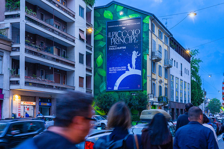 Immagine location spazio pubblicitario Acone Associati Milano corso di Porta Ticinese - Darsena - Colonne di San Lorenzo_4