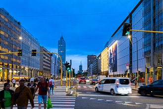 :&nbsp; Immagine location spazio pubblicitario Acone Associati Milano piazza Cordusio - palazzo Broggi - Domination_5