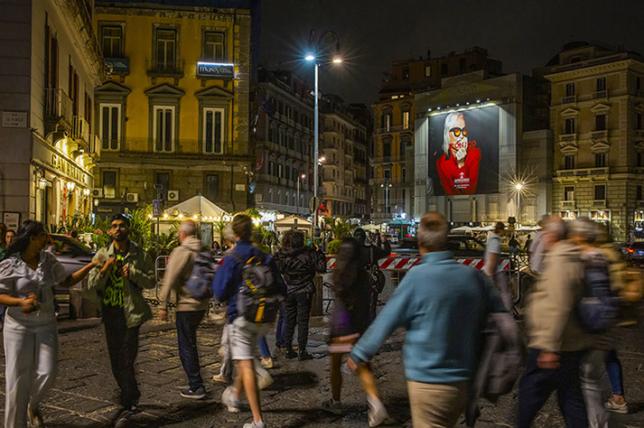Immagine location spazio pubblicitario a Napoli Acone Associati